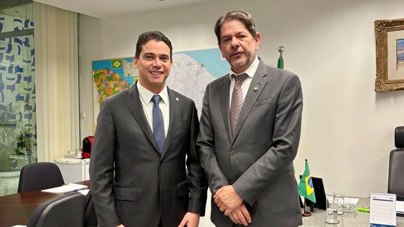 Cid rejeita convite para ser candidato e apoia Junior Mano ao Senado