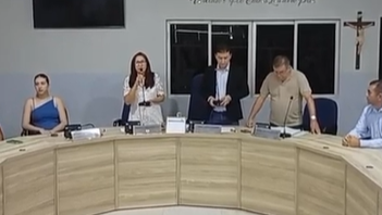 Selma Bezerra assume Prefeitura de Aracoiaba com novos desafios