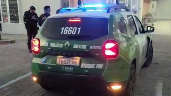 Ataque a tiros deixa dois mortos e quatro feridos em Fortaleza