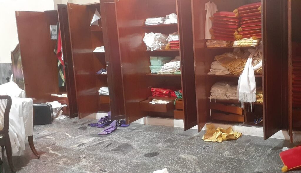 Catedral Metropolitana de Fortaleza: Vandalismo e Impactos Sociais