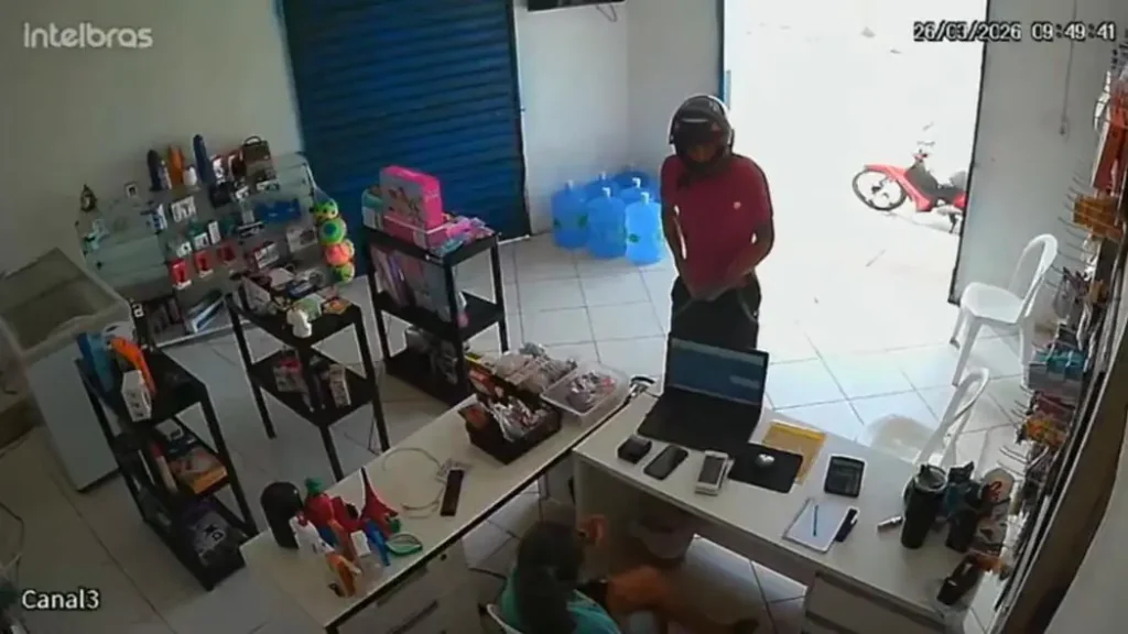 Assalto em comércio de Tianguá é flagrado por câmaras de segurança