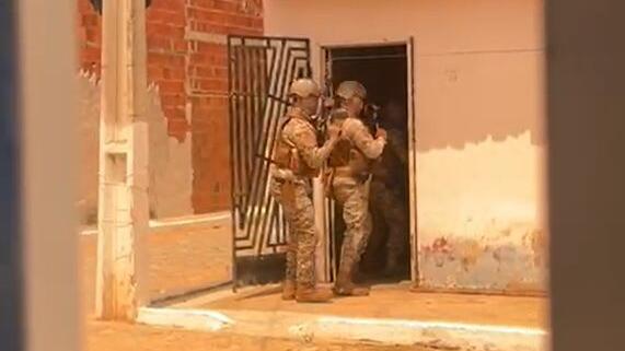 Polícia Civil deflagra simultaneamente três operações contra o crime organizado no Ceará e garante segurança