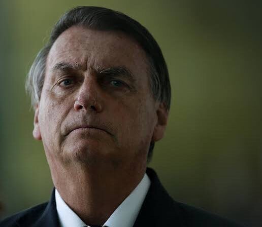 Bolsonaro tem piora da função renal e aumento de inflamação na saúde