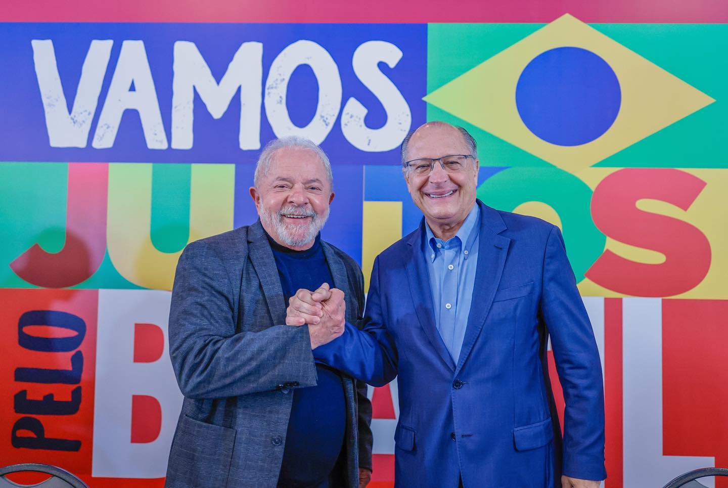 Lula confirma Alckmin como vice para fortalecer chapa à reeleição