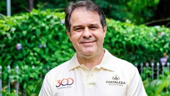 Prefeito Evando critica André Fernandes em evento zoobotânico