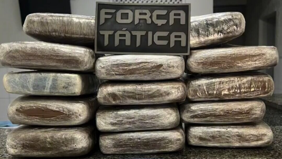 PM apreende mais de 16 kg de maconha no interior do Ceará.