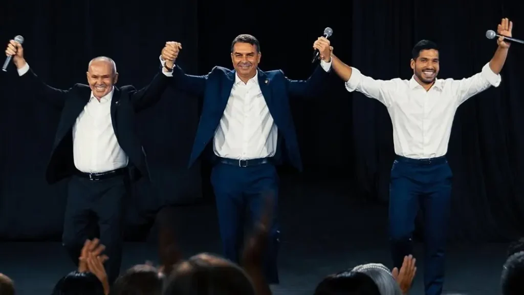 Lideranças do PL cearense apoiam Alcides Fernandes ao Senado