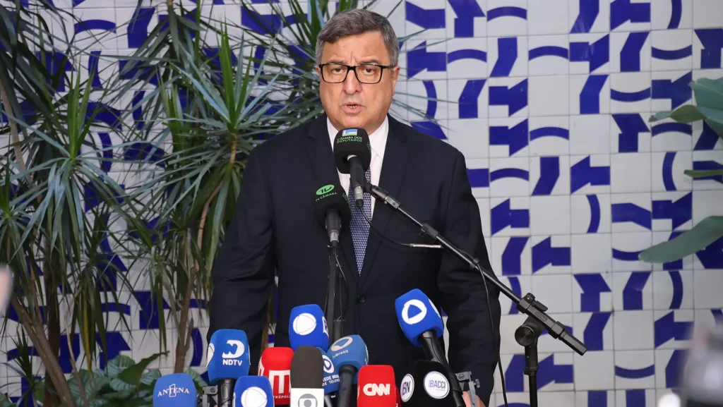 Câmara decide novo ministro do TCU e destaca Danilo Forte