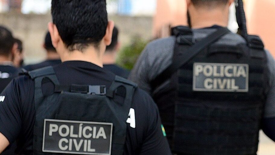 PCCE prende suspeitos de roubo de caminhonetes de luxo em Fortaleza