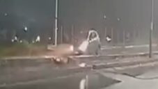 Vídeo mostra momento em que pista cede e causa acidentes no Porto