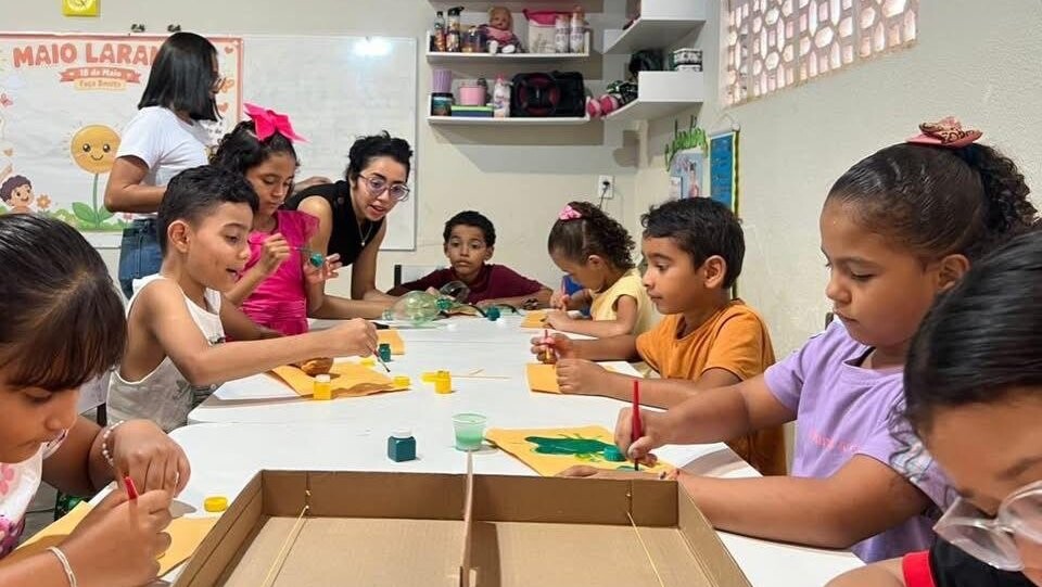 Granja realiza oficina de brinquedos recicláveis para educação ambiental