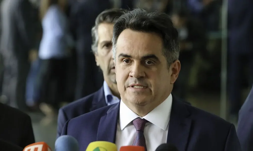 Ciro Nogueira é alvo da PF em operação sobre fraude bancária