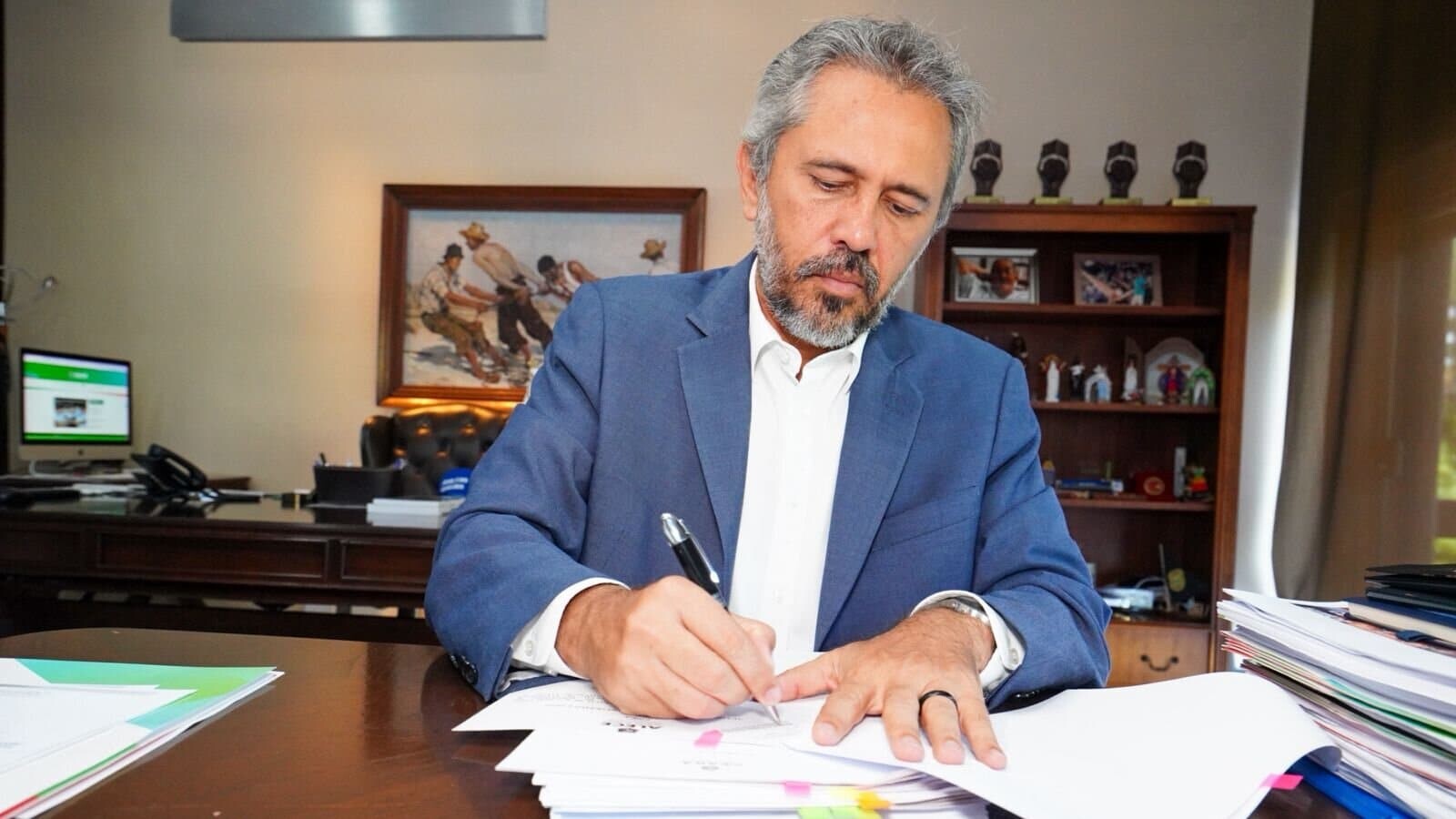 Elmano anuncia pagamento da 5ª parcela dos precatórios Fundef para professores