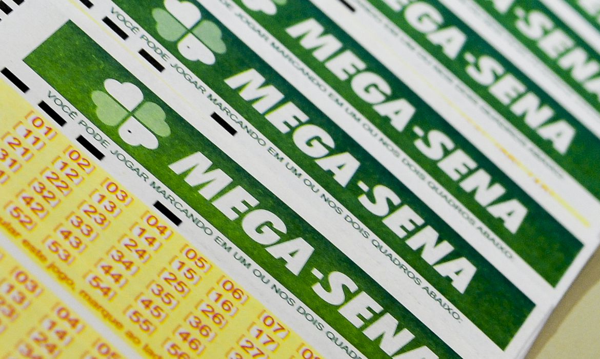 Bolão de Fortaleza ganha R$ 168 milhões na Mega-Sena