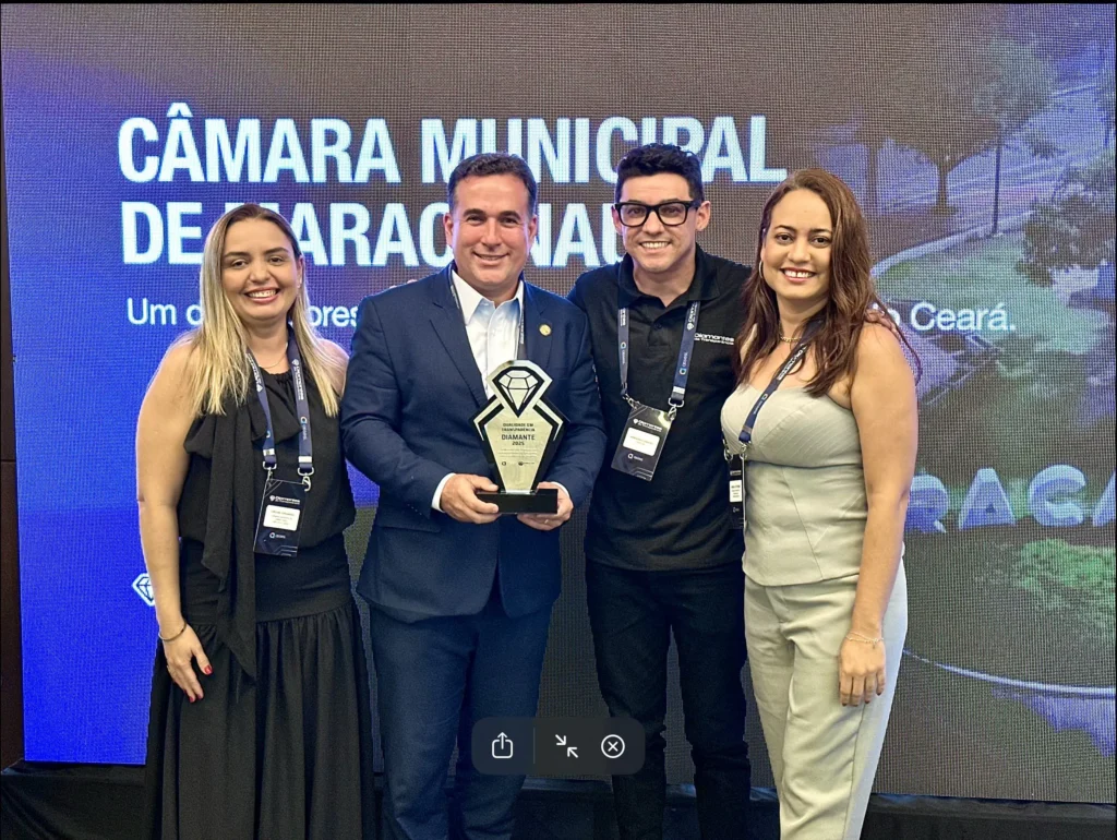 Presidente da Câmara de Maracanaú recebe prêmio Diamante da Transparência