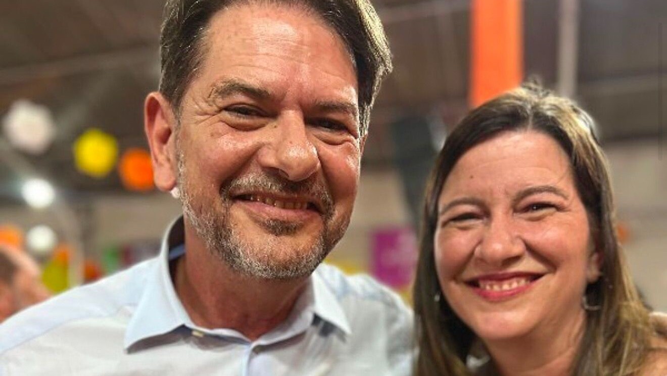 Lia garante que segue Cid Gomes e mantém apoio a Ciro.