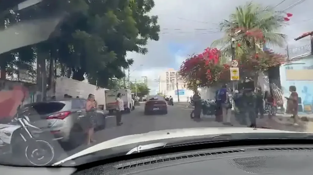 Mulher é encontrada morta em calçada no Meireles: Entenda o caso