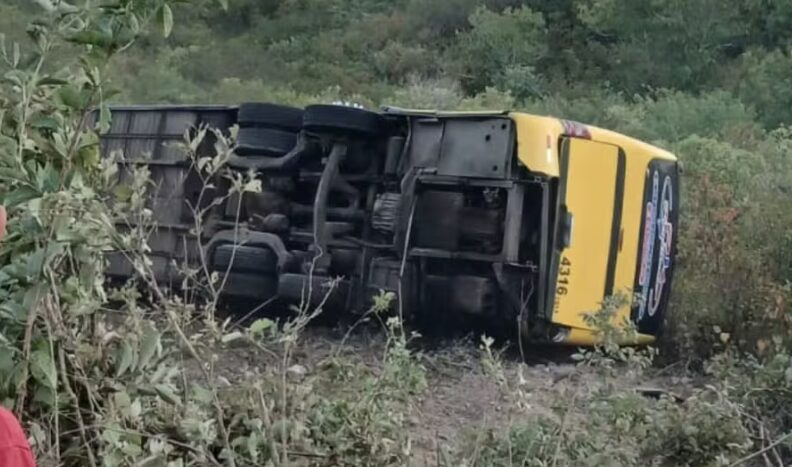 Morre terceira vítima do acidente com ônibus em Canindé