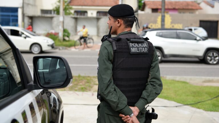 Membro do CV mata mulher em Maracanaú por suspeita de traição