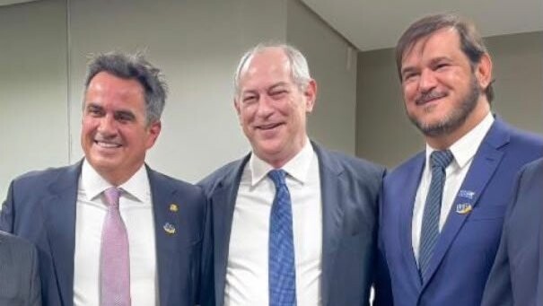 Ciro se reúne com cúpula do União Progressista para fortalecer posição