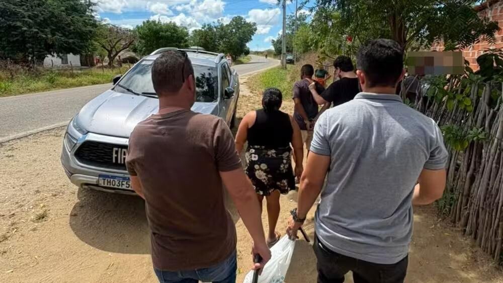 Casal é preso suspeito de extorquir vereadora em Quixadá