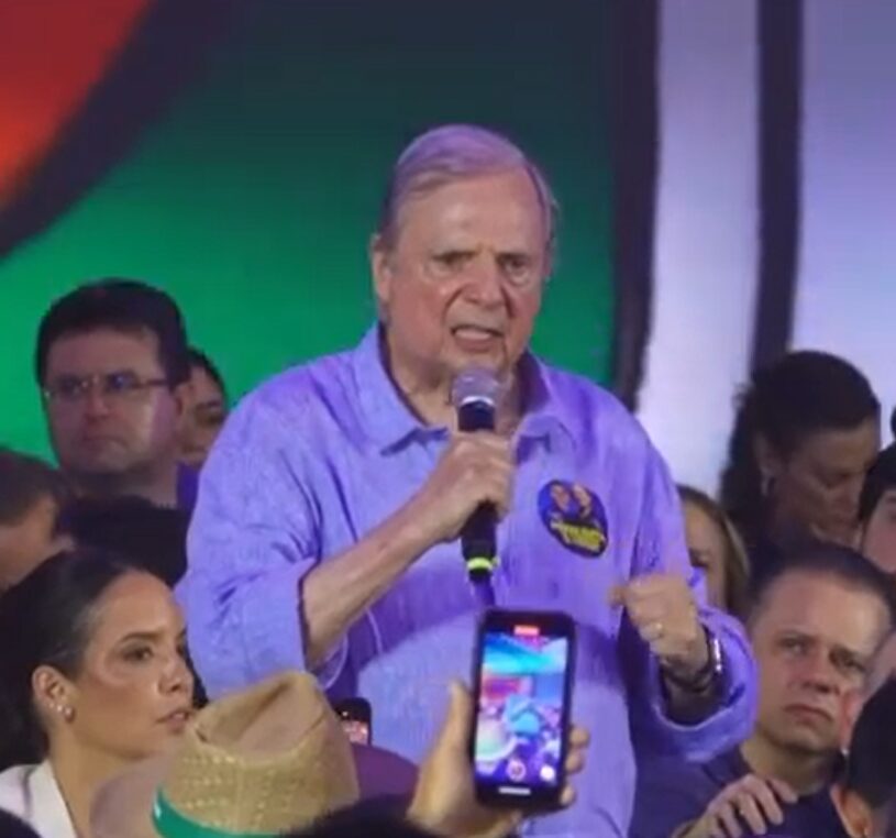 Tasso Jereissati destaca “caráter e coragem” em apoio a Ciro
