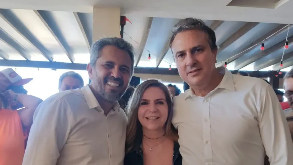 Conversa por telefone entre Lula e Luizianne Lins fortalece laços políticos