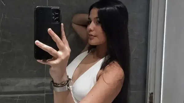 Irmão de Isabelle Caracristi confirma gravidez da jovem com alegria