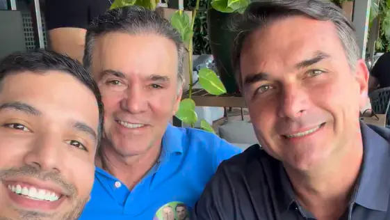 André e Alcides Fernandes convocam ato com Flávio Bolsonaro hoje