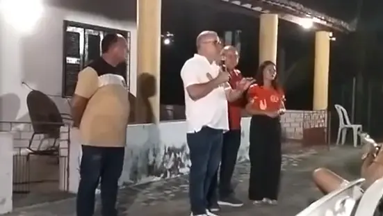 Prefeito de Itapipoca pede apoiadores para lista de pedidos