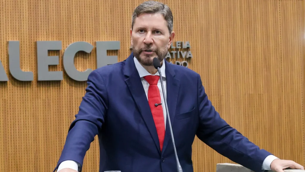 Romeu Aldigueri celebra reeleição de Elmano e planeja apoio a Lula