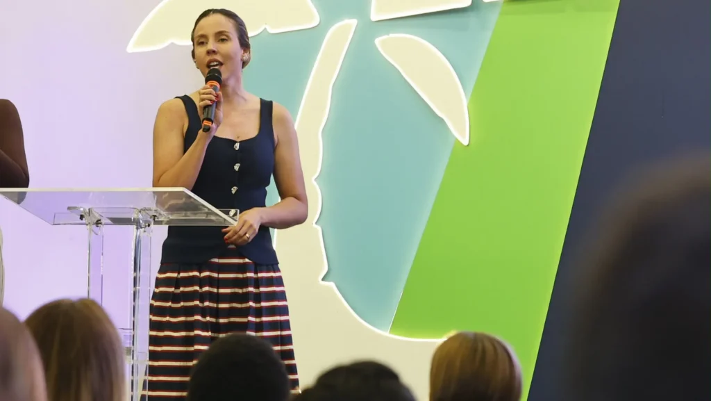 Jade comemora decisão do TSE e avança na luta contra a violência