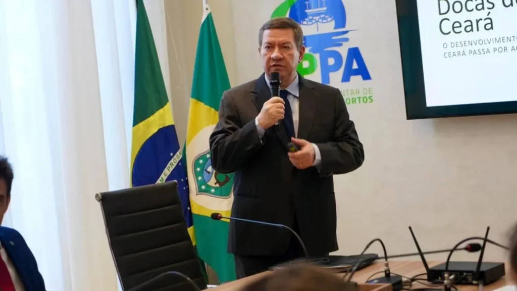Lúcio Gomes critica STF por liberar propaganda de Elmano irregular