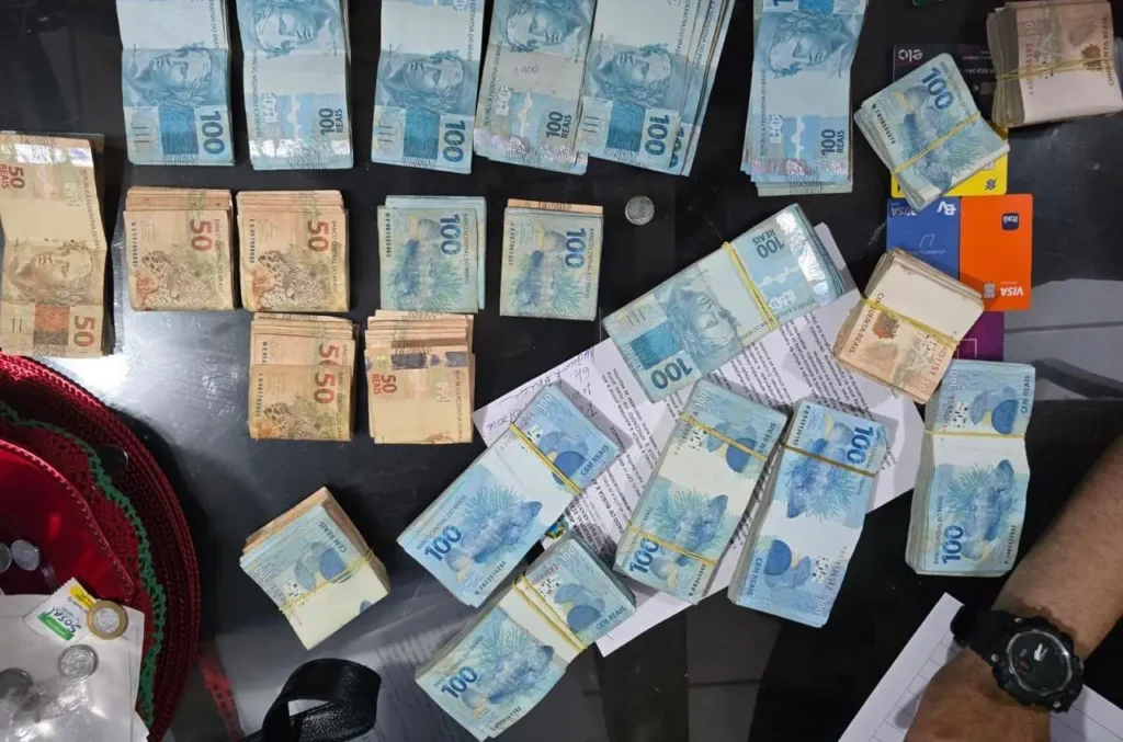 Polícia Federal apreende R$ 120 mil em ação eleitoral eficaz