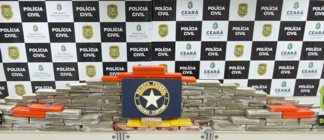 Carga declarada como equipamento de som contém 146 kg de drogas